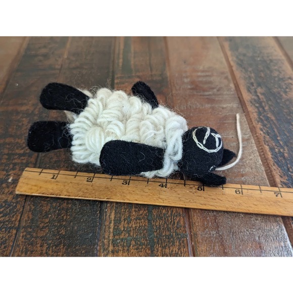 Wild Woolies Sheep Finger Puppet/Ornament - Picture 6 of 9